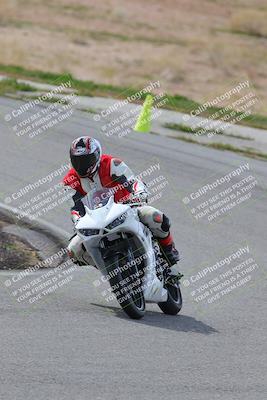 media/Mar-05-2023-TrackXperience (Sun) [[a95d40e56a]]/Group 2/session 2 turn 4/